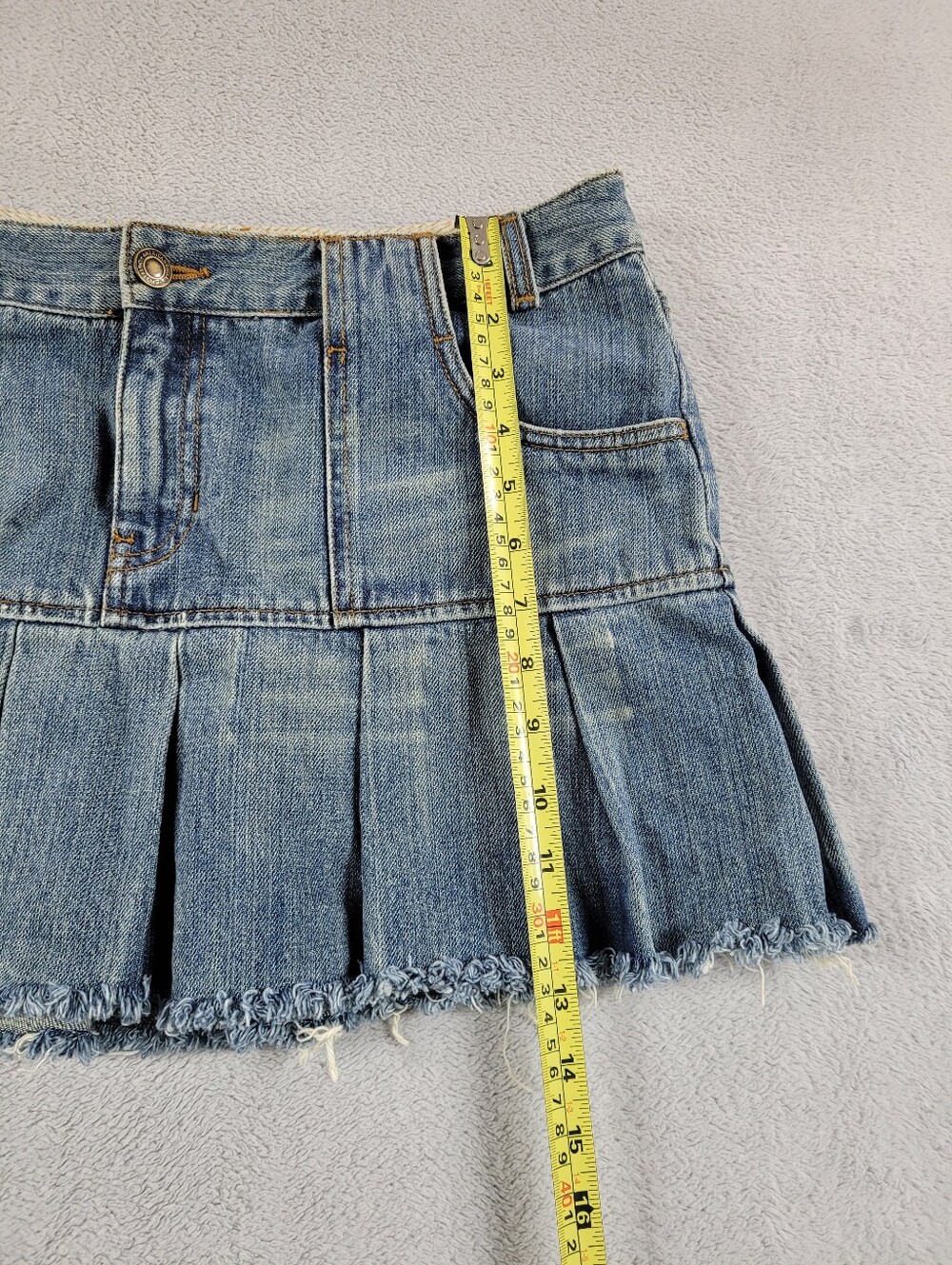 American Eagle Outfitters Light Blue Denim Pleated Mini Skirt Y2K - Picture 5 of 10